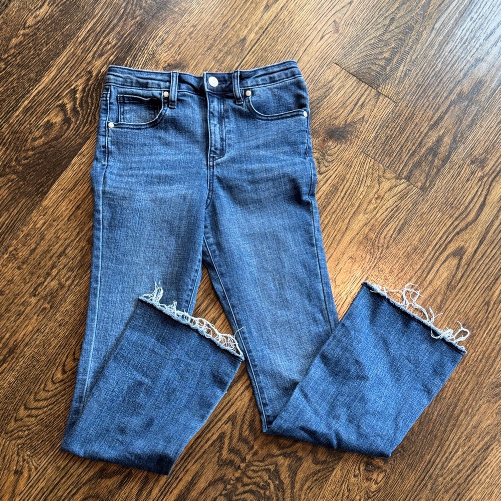 Epic Threads Distressed Flair Jeans
